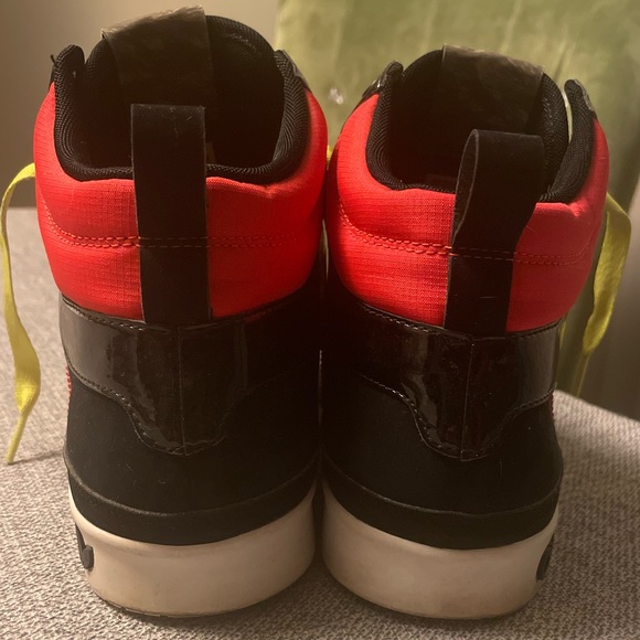 Adidas Men’s 8.5 hi top Originals limited edition - Picture 3 of 5